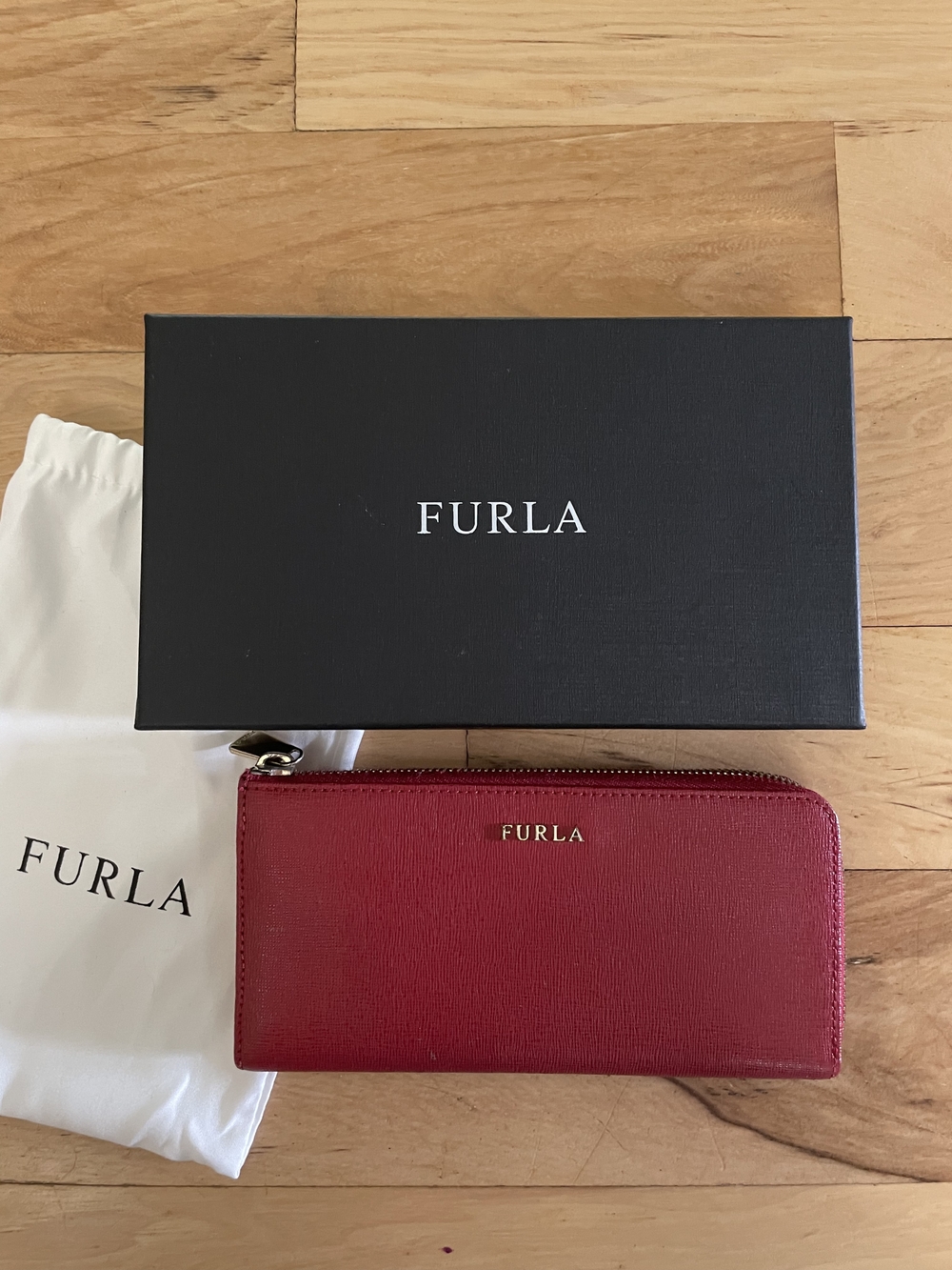 Furla Red 3/4 Zip Wallet w/ Box & Dustbag